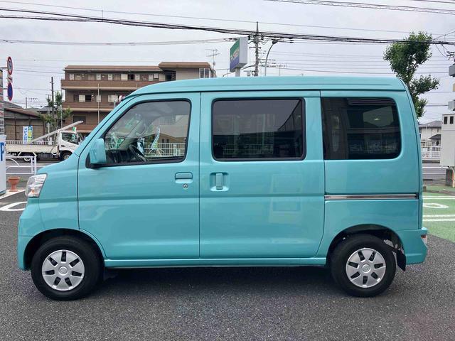 ハイゼットカーゴクルーズ　ＳＡ３電動格納式ミラー　マルチリフレクターヘッドランプ　キーレスエントリー　ＡＭ／ＦＭ付ＣＤステレオ　リヤコーナーセンサー　１２インチ商用ラジアルタイヤ　オーバーヘッドコンソール　大型ＬＥＤ荷室灯（東京都）の中古車