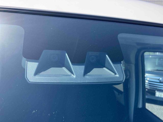ハイゼットカーゴデラックス　リヤベンチシート　コーナーセンサー保証１年間距離無制限付き　前席パワーウインドウ　アイドリングストップ　キーレスエントリー　リヤベンチシート　コーナーセンサー　エアコン　オーバーヘッドシェルフ　誤発進抑制制御機能（東京都）の中古車