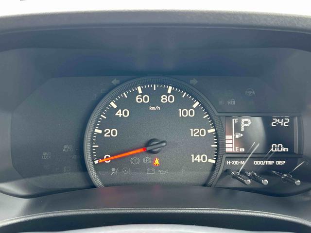 ハイゼットカーゴクルーズターボ　電動格納ドアミラー　キーフリーシステム保証　新車保証・まごころ保証　１年間・走行距離無制限付き　キーフリーシステム　プッシュスタート　前席パワーウインドウ　電動格納ドアミラー　アイドリングストップ　コーナーセンサー　オートライト（東京都）の中古車