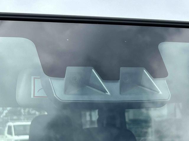 ハイゼットカーゴクルーズターボ　電動格納ドアミラー　キーフリーシステム保証　新車保証・まごころ保証　１年間・走行距離無制限付き　キーフリーシステム　プッシュスタート　前席パワーウインドウ　電動格納ドアミラー　アイドリングストップ　コーナーセンサー　オートライト（東京都）の中古車