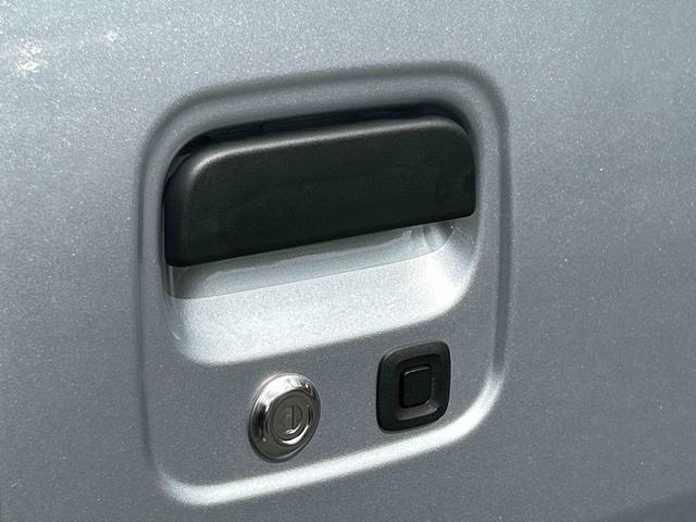 ハイゼットカーゴクルーズターボ　電動格納ドアミラー　キーフリーシステム保証　新車保証・まごころ保証　１年間・走行距離無制限付き　キーフリーシステム　プッシュスタート　前席パワーウインドウ　電動格納ドアミラー　アイドリングストップ　コーナーセンサー　オートライト（東京都）の中古車