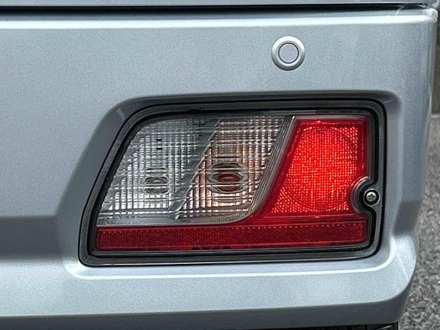 ハイゼットカーゴクルーズターボ　電動格納ドアミラー　キーフリーシステム保証　新車保証・まごころ保証　１年間・走行距離無制限付き　キーフリーシステム　プッシュスタート　前席パワーウインドウ　電動格納ドアミラー　アイドリングストップ　コーナーセンサー　オートライト（東京都）の中古車