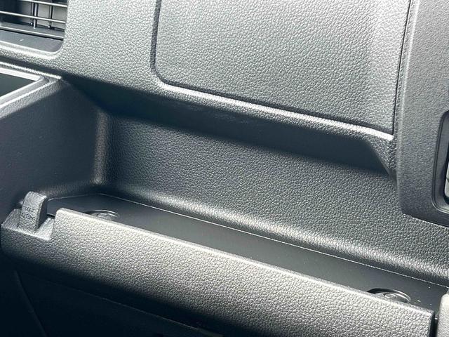 ハイゼットカーゴクルーズターボ　電動格納ドアミラー　キーフリーシステム保証　新車保証・まごころ保証　１年間・走行距離無制限付き　キーフリーシステム　プッシュスタート　前席パワーウインドウ　電動格納ドアミラー　アイドリングストップ　コーナーセンサー　オートライト（東京都）の中古車