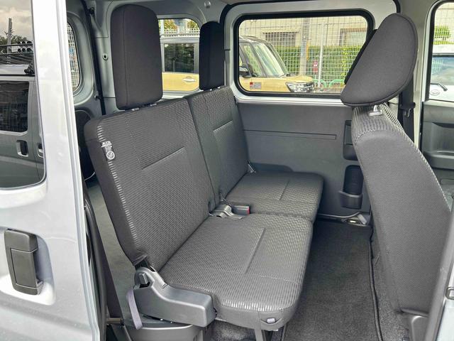 ハイゼットカーゴクルーズターボ　電動格納ドアミラー　キーフリーシステム保証　新車保証・まごころ保証　１年間・走行距離無制限付き　キーフリーシステム　プッシュスタート　前席パワーウインドウ　電動格納ドアミラー　アイドリングストップ　コーナーセンサー　オートライト（東京都）の中古車