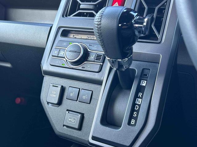 タフトＧターボ　クロムベンチャー　純正ナビ　パノラマモニター保証　新車保証・まごころ保証　１年間・走行距離無制限付き　純正７インチナビ　パノラマモニター　キーフリーシステム　前席シートヒーター　電動パーキングブレーキ　アダプティブクルーズコントロール（東京都）の中古車