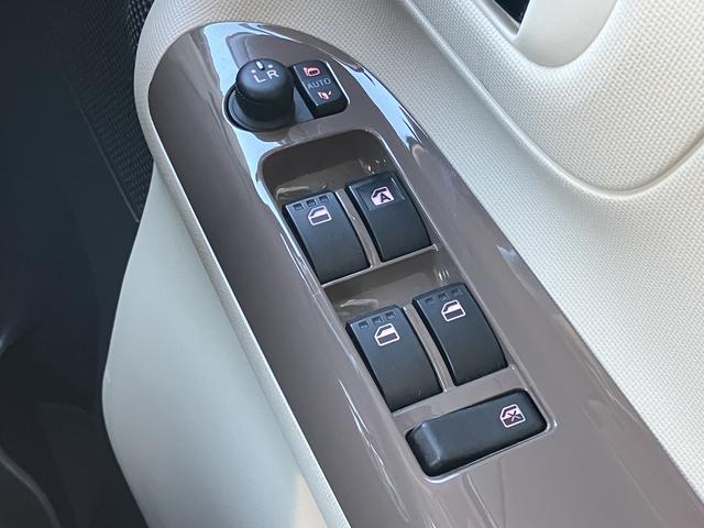 ムーヴキャンバスＧメイクアップＶＳ　ＳＡIII保証　新車保証・まごころ保証　１年間・走行距離無制限付き（東京都）の中古車