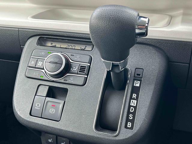 ムーヴキャンバスストライプスＧ　純正７インチナビ　パノラマモニター保証　新車保証・まごころ保証　１年間・走行距離無制限付き　純正７インチナビ　パノラマモニター　コーナーセンサー　アイドリンストップ　両側電動スライドドア　前席シートヒーター　ホッとカップホルダー（東京都）の中古車