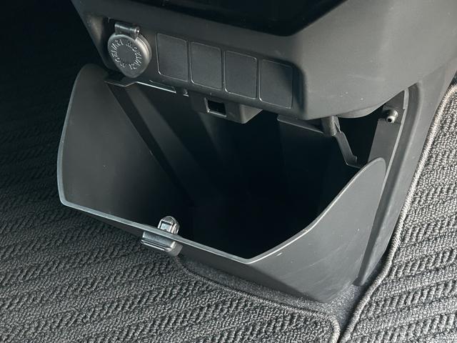 トールカスタムＧ　ターボ　ディスプレイオーディオ　パノラマモニター保証　新車保証・まごころ保証　１年間・走行距離無制限付き　スマホ連携９インチディスプレイオーディオ　キーフリーシステム　ＬＥＤヘッドランプ　ＬＥＤフォグランプ　両側電動スライドドア　パノラマモニター（東京都）の中古車