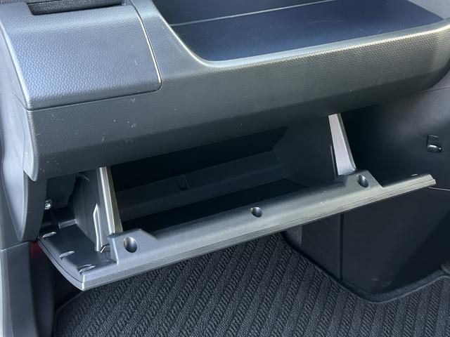 トールカスタムＧ　ターボ　ディスプレイオーディオ　パノラマモニター保証　新車保証・まごころ保証　１年間・走行距離無制限付き　スマホ連携９インチディスプレイオーディオ　キーフリーシステム　ＬＥＤヘッドランプ　ＬＥＤフォグランプ　両側電動スライドドア　パノラマモニター（東京都）の中古車