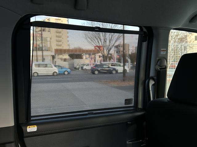 トールカスタムＧ　ターボ　ディスプレイオーディオ　パノラマモニター保証　新車保証・まごころ保証　１年間・走行距離無制限付き　スマホ連携９インチディスプレイオーディオ　キーフリーシステム　ＬＥＤヘッドランプ　ＬＥＤフォグランプ　両側電動スライドドア　パノラマモニター（東京都）の中古車