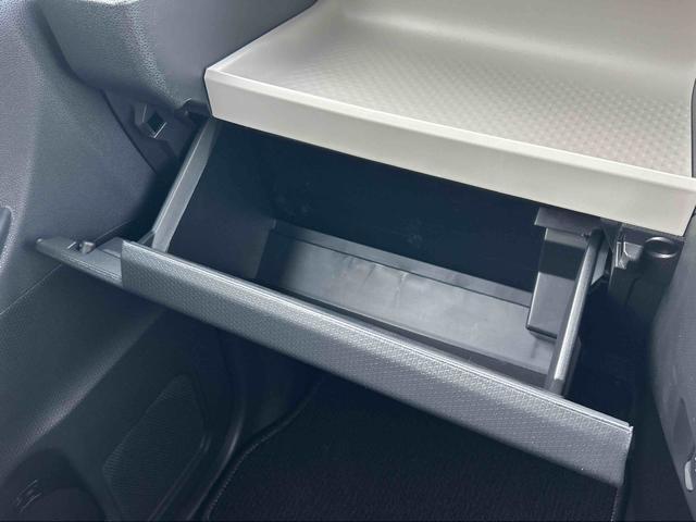 タントＸ　９インチディスプレイオーディオ装備保証　新車保証・まごころ保証　１年間・走行距離無制限付き（東京都）の中古車