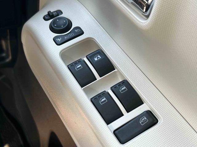 ムーヴキャンバスストライプスＧターボ　７インチ純正ナビゲーション搭載！！保証　新車保証・まごころ保証　１年間・走行距離無制限付き（東京都）の中古車