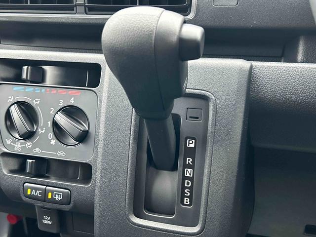 ハイゼットカーゴＤＸ　届け出済み未使用車保証　新車保証・まごころ保証　１年間・走行距離無制限付き（東京都）の中古車