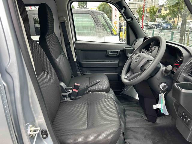 ハイゼットカーゴＤＸ　届け出済み未使用車保証　新車保証・まごころ保証　１年間・走行距離無制限付き（東京都）の中古車