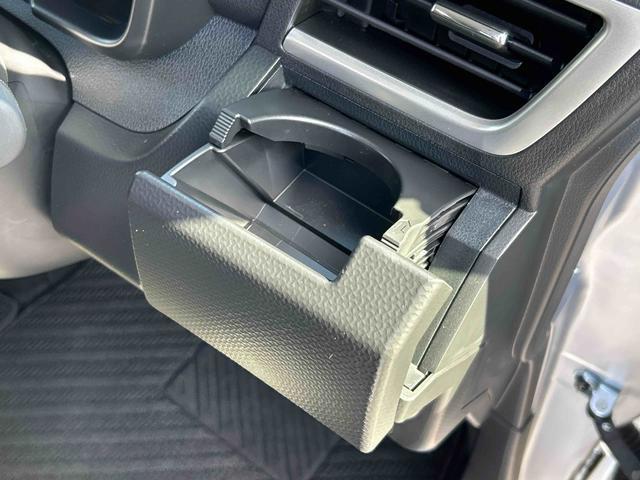 トールカスタムＧ　９インチディスプレイオーディオ　パノラマモニター保証　新車保証・まごころ保証　１年間・走行距離無制限付き・９インチディスプレイオーディオ装備・パノラマカメラ装備・ＬＥＤヘッドライト装備（東京都）の中古車