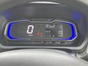ＬＥＤヘッドランプ　マニュアルエアコン　コーナーセンサー　キーレスエントリー　スモークドガラス（東京都）の中古車