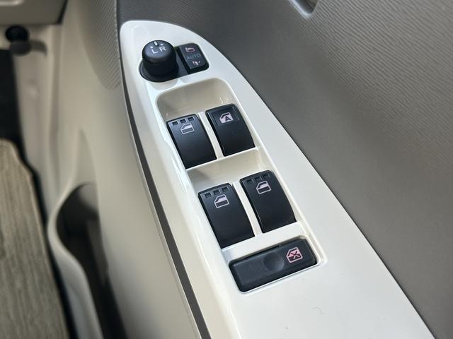 タントＸ　ホワイトアクセントＳＡII　修復歴車　ナビ・バックカメラ（東京都）の中古車