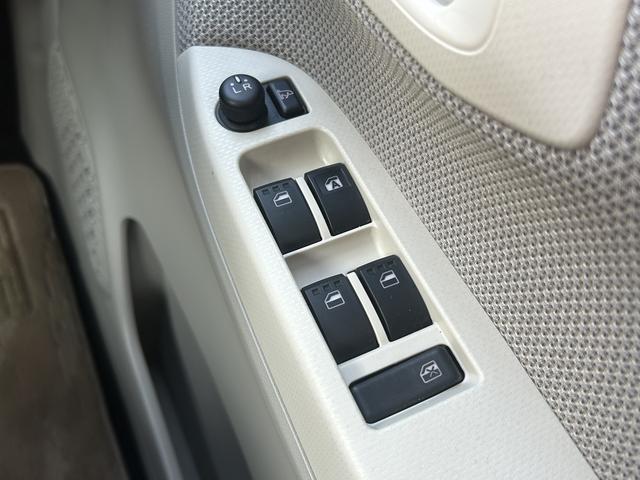 ムーヴＬ　ＳＡ　　ナビ・バックカメラ（東京都）の中古車