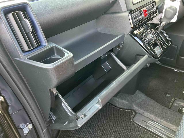 タントカスタムＲＳ　　ナビ・バックカメラ・ＥＴＣ・ドラレコ保証　新車保証・まごころ保証　１年間・走行距離無制限付き（東京都）の中古車