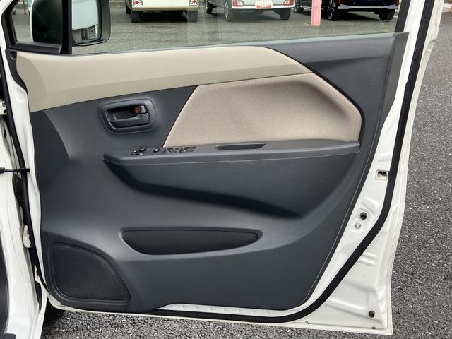 ワゴンＲＦＸ　　修復歴車　純正ＣＤステレオ保証　・まごころ保証　１年間・走行距離無制限付き（東京都）の中古車