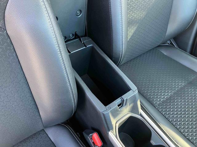 ロッキープレミアムG HEV保証 新車保証・まごころ保証 1年間・走行距離無制限付き(東京都)の中古車