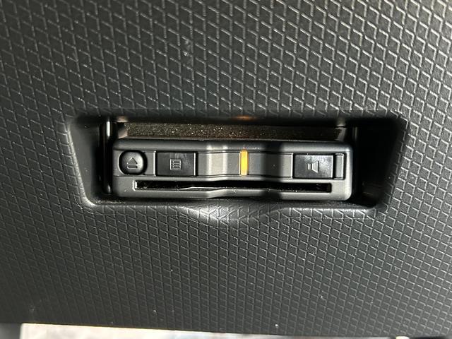 タントファンクロスターボ　　室内灯油臭いです保証　新車保証・まごころ保証　１年間・走行距離無制限付き（東京都）の中古車