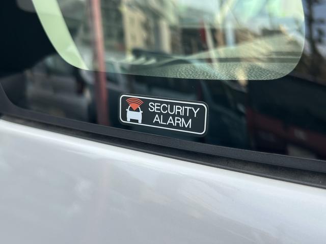 タントファンクロスターボ　　室内灯油臭いです保証　新車保証・まごころ保証　１年間・走行距離無制限付き（東京都）の中古車