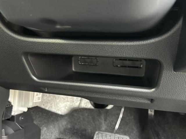 ムーヴキャンバスストライプスＧ９インチディスプレイオーディオ装備保証　新車保証・まごころ保証　１年間・走行距離無制限付き（東京都）の中古車