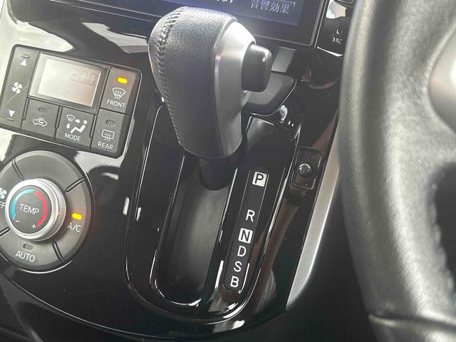 タントカスタムＲＳ　ＳＡ　純正ナビ・バックカメラ保証　まごころ保証　１年間・走行距離無制限付き・８インチナビ・バックカメラ・ＥＴＣ装備・ＬＥＤヘッドライト装備・両ドア電動スライドドア（東京都）の中古車