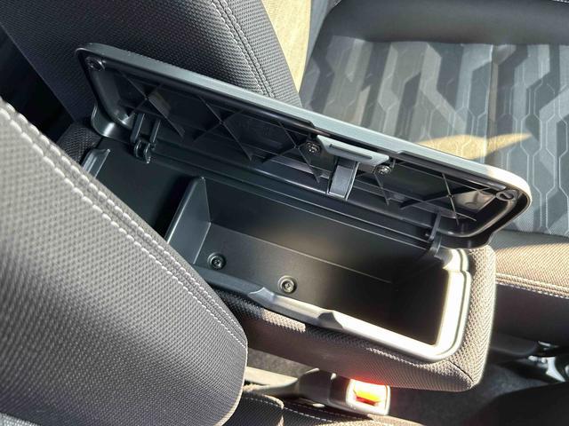 タフトＧ　ダーククロムベンチャー９インチディスプレイオーディオ装備保証　新車保証・まごころ保証　１年間・走行距離無制限付き・９インチディスプレイオーディオ装備・バックカメラ・ＬＥＤヘッドライト装備（東京都）の中古車