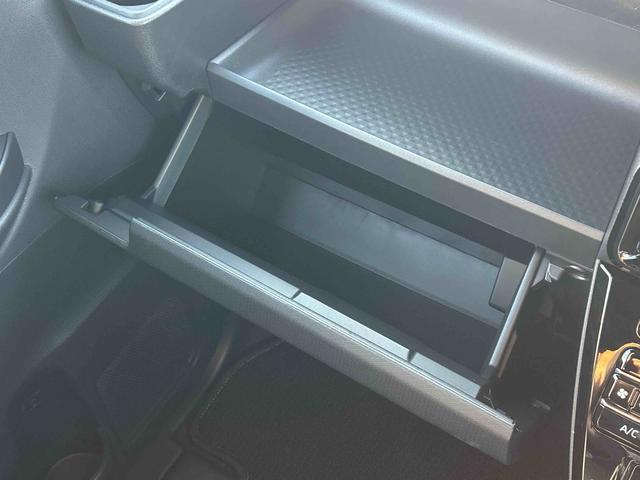 タントカスタムＲＳ保証　新車保証・まごころ保証　１年間・走行距離無制限付き・９インチディスプレイオーディオ装備・ＬＥＤヘッドライト装備・ＬＥＤフォグ装備・シートヒーター装備（東京都）の中古車
