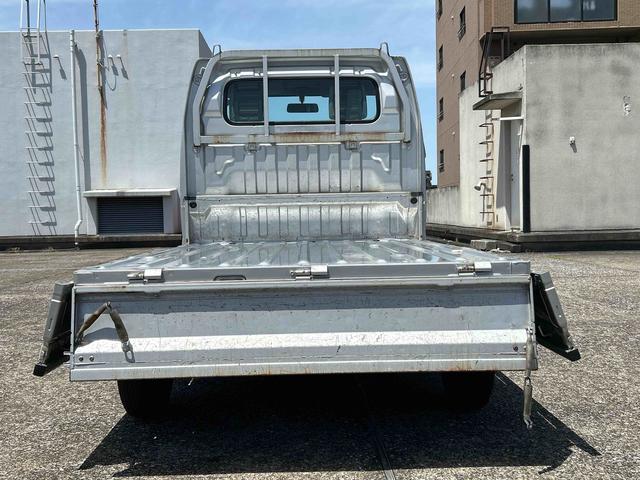 キャリイトラックＫＣエアコン・パワステ　ご来店、現車確認車保証　１年間・距離無制限付き（東京都）の中古車