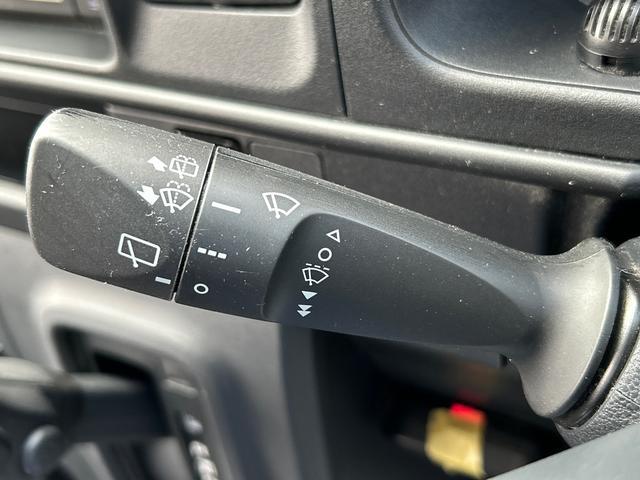 ハイゼットカーゴデラックスＳＡIII　純正ナビ　ＥＴＣ　ドライブレコーダー保証１年間距離無制限付き　オーバーヘッドシェルフ　前席パワーウインドウ　アイドリングストップ　キーレスエントリー　純正ナビゲーション　ＥＴＣ車載器　ドライブレコーダー　リヤベンチシート（東京都）の中古車