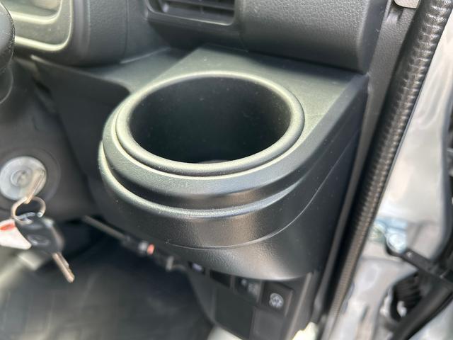 ハイゼットカーゴデラックスＳＡIII　純正ナビ　ＥＴＣ　ドライブレコーダー保証１年間距離無制限付き　オーバーヘッドシェルフ　前席パワーウインドウ　アイドリングストップ　キーレスエントリー　純正ナビゲーション　ＥＴＣ車載器　ドライブレコーダー　リヤベンチシート（東京都）の中古車