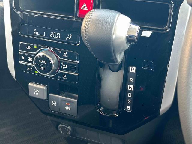 トールカスタムＧ　両側電動スライドドア　ＬＥＤヘッドランプ保証１年間距離無制限付き　電動パーキングブレーキ　アダプティブクルーズコントロール　ＬＥＤフォグランプ　ＬＥＤヘッドランプ　両側電動スライドドア　サンシェード　シートアンダートレイ（東京都）の中古車
