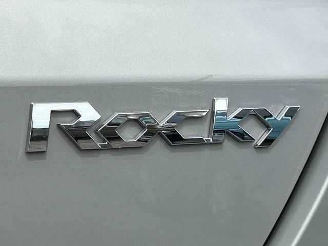 ロッキープレミアムＧ　　　　７インチ純正ナビ　パノラマモニター保証　新車保証・まごころ保証　１年間・走行距離無制限付き（東京都）の中古車