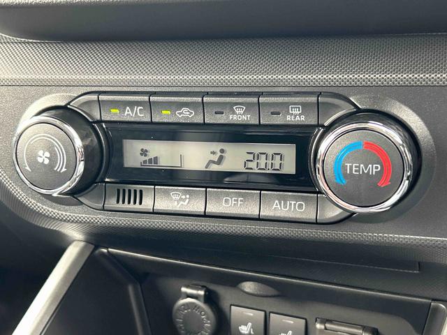 ロッキープレミアムＧ　　　　７インチ純正ナビ　パノラマモニター保証　新車保証・まごころ保証　１年間・走行距離無制限付き（東京都）の中古車