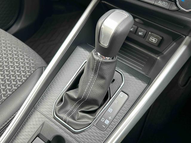 ロッキープレミアムＧ　　　　７インチ純正ナビ　パノラマモニター保証　新車保証・まごころ保証　１年間・走行距離無制限付き（東京都）の中古車