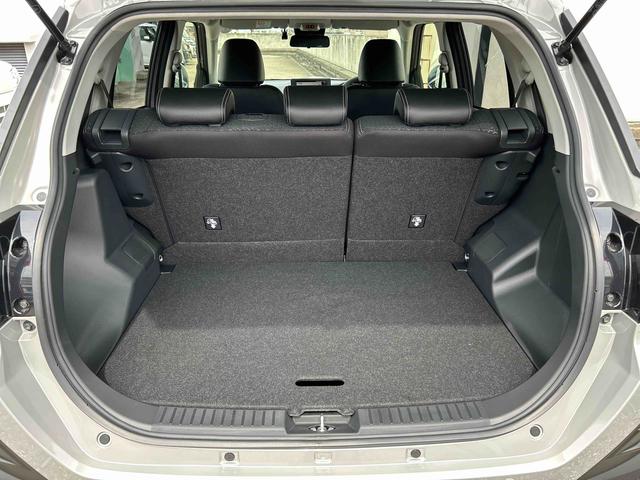 ロッキープレミアムＧ　　　　７インチ純正ナビ　パノラマモニター保証　新車保証・まごころ保証　１年間・走行距離無制限付き（東京都）の中古車
