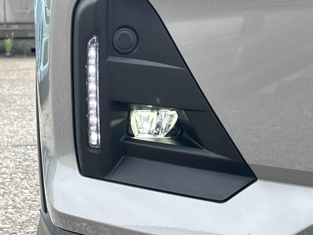 ロッキープレミアムＧ　　　　７インチ純正ナビ　パノラマモニター保証　新車保証・まごころ保証　１年間・走行距離無制限付き（東京都）の中古車