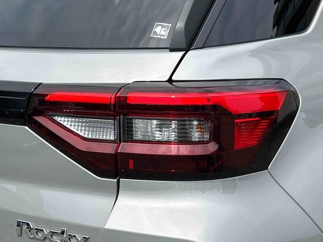 ロッキープレミアムＧ　　　　７インチ純正ナビ　パノラマモニター保証　新車保証・まごころ保証　１年間・走行距離無制限付き（東京都）の中古車