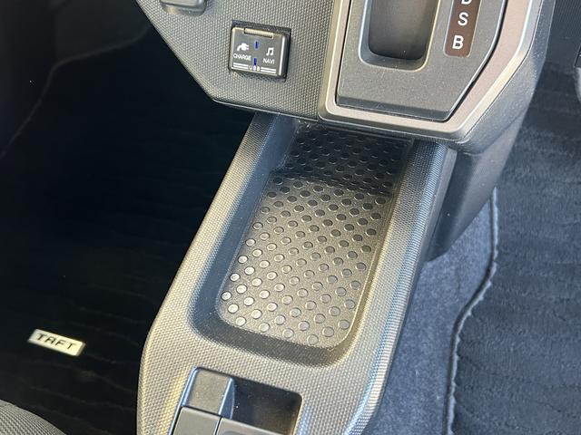 タフトＧターボ　クロムベンチャー保証　新車保証・まごころ保証　１年間・走行距離無制限付き（東京都）の中古車