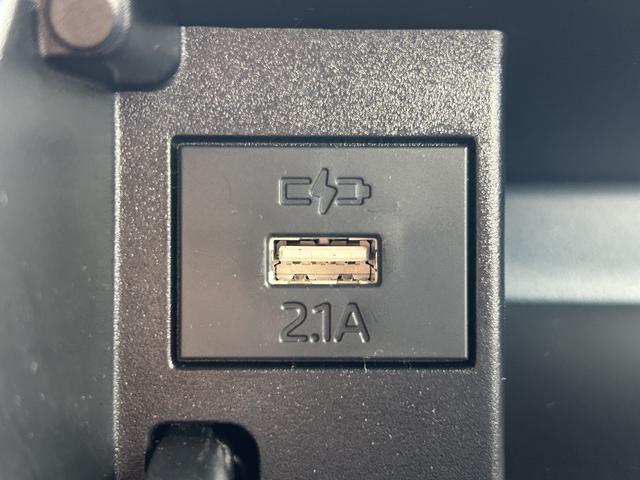 タントカスタムＲＳ　両側電動スライドドア　前席シートヒーター保証　新車保証・まごころ保証　１年間・走行距離無制限付き　両側電動スライドドア　前席シートヒーター　キーフリーシステム　コーナーセンサー　シートバックテーブル　アイドリングストップ（東京都）の中古車