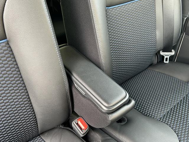 タントカスタムＲＳ　両側電動スライドドア　前席シートヒーター保証　新車保証・まごころ保証　１年間・走行距離無制限付き　両側電動スライドドア　前席シートヒーター　キーフリーシステム　コーナーセンサー　シートバックテーブル　アイドリングストップ（東京都）の中古車