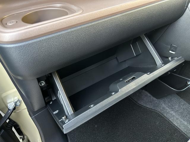 ムーヴキャンバスセオリーＧ　９インチディスプレイオーディオ装備保証　新車保証・まごころ保証　１年間・走行距離無制限付き（東京都）の中古車