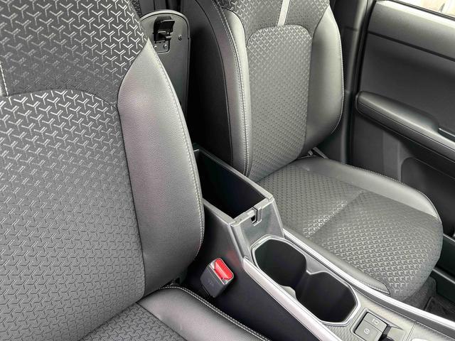 ロッキープレミアムG スマホ連携9インチディスプレイオーディオ保証 新車保証・まごころ保証 1年間・走行距離無制限付き ディスプレイオーディオ パノラマモニター キーフリーシステム アダプティブクルーズコントロール 電動パーキングブレーキ 前席シートヒーター(東京都)の中古車