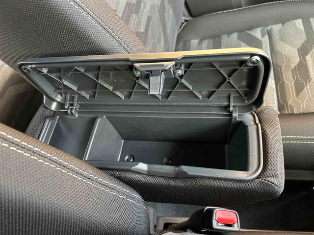 タフトＧ　ダーククロムベンチャー９インチディスプレイオーディオ装備保証　新車保証・まごころ保証　１年間・走行距離無制限付き（東京都）の中古車