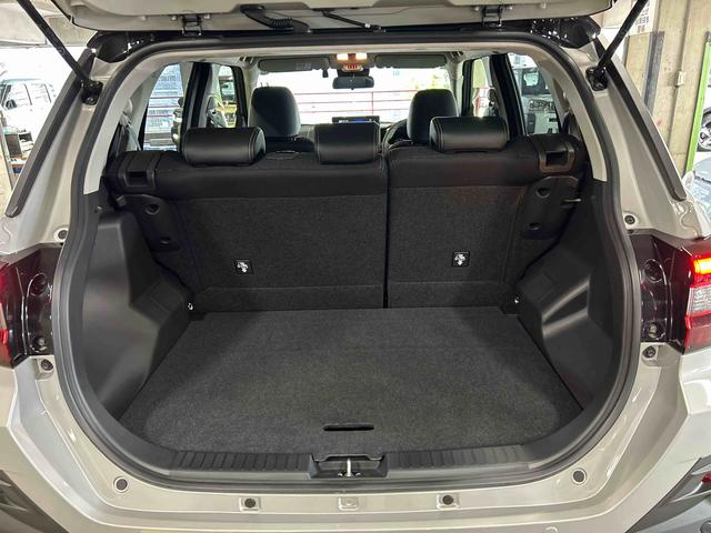 ロッキープレミアムＧ　ＨＥＶ保証　新車保証・まごころ保証　１年間・走行距離無制限付き（東京都）の中古車