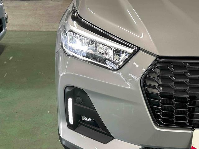 ロッキープレミアムＧ　ＨＥＶ保証　新車保証・まごころ保証　１年間・走行距離無制限付き（東京都）の中古車