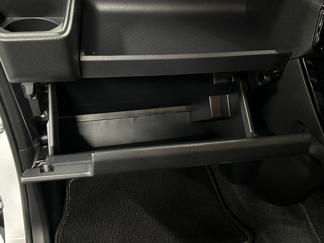 タントカスタムＲＳ　９インチディスプレイオーディオ装備保証　新車保証・まごころ保証　１年間・走行距離無制限付き・９インチディスプレイオーディオ装備・バックカメラ・ＬＥＤヘッドライト装備・シートヒーター装備（東京都）の中古車
